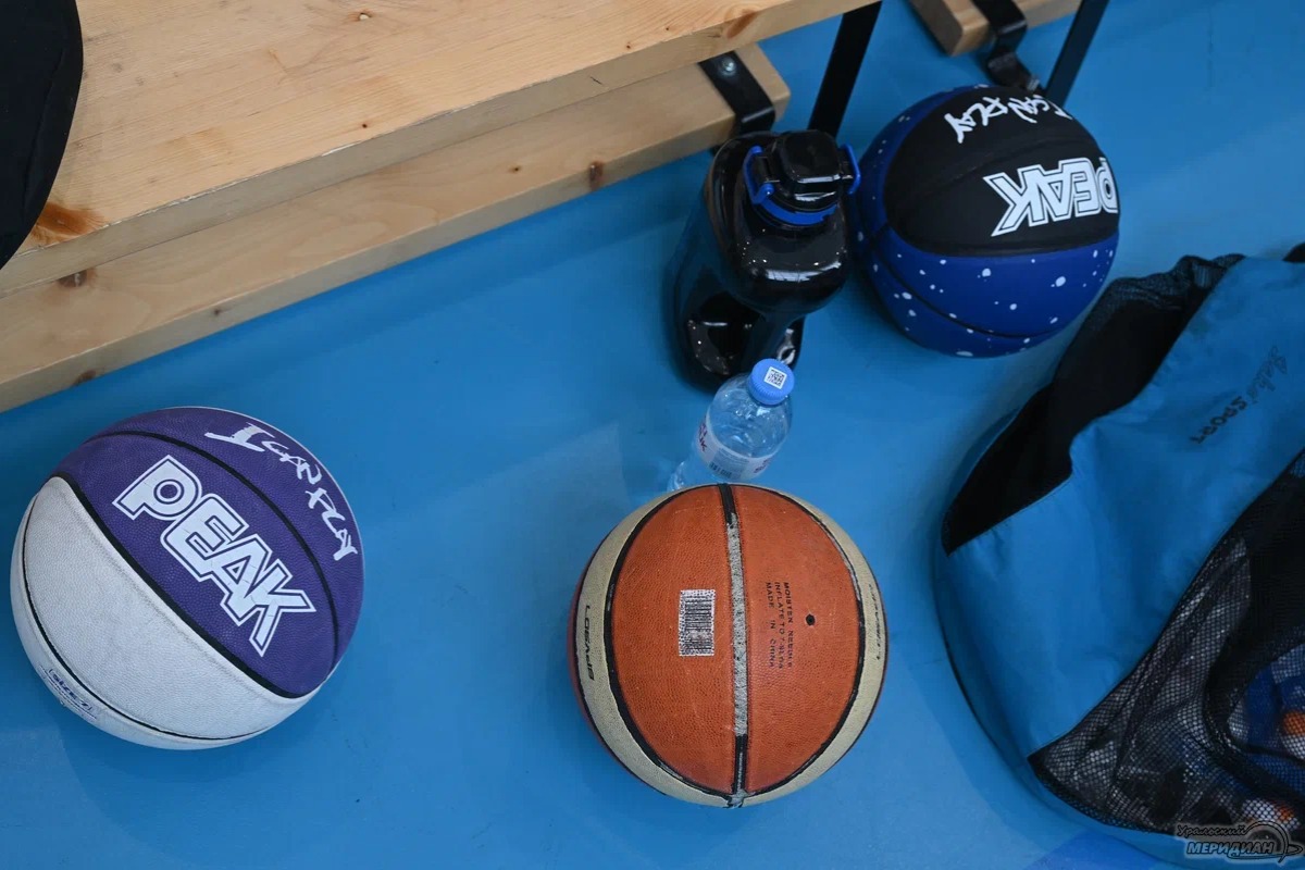 В Верхней Пышме 150 спортсменов сразились за победу в баскетбольной Спартакиаде