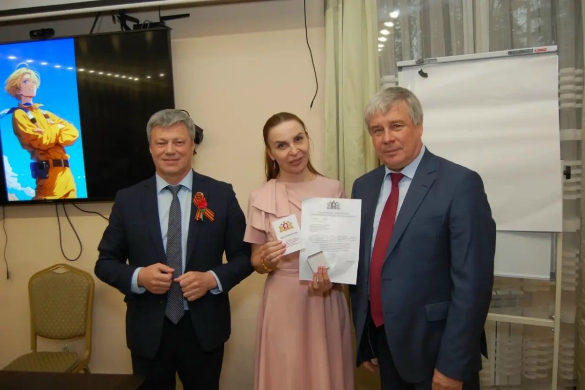 Волонтёру из Свердловской области вручили почётный знак