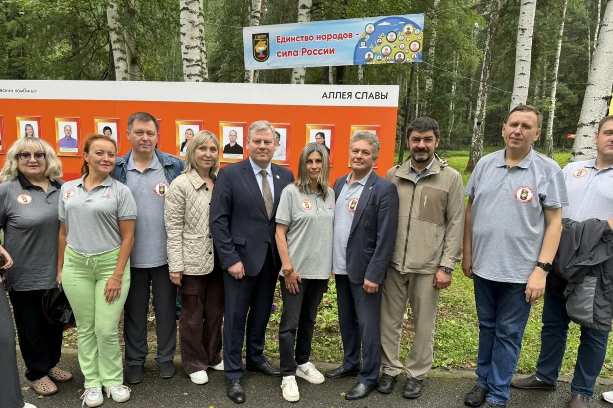 В лагере под Нижним Тагилом стартовала профсоюзная смена для детей металлургов